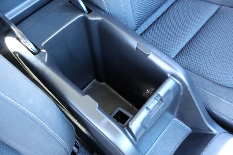 Chevrolet Colorado Vehicle Full-screen Gallery Image 37