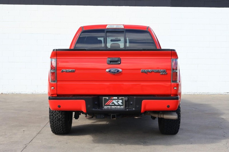 Ford F-150 Vehicle Full-screen Gallery Image 06