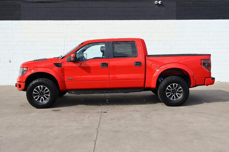 Ford F-150 Vehicle Full-screen Gallery Image 13