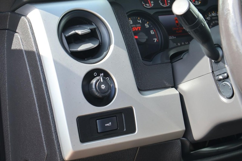 Ford F-150 Vehicle Full-screen Gallery Image 21