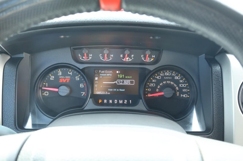 Ford F-150 Vehicle Full-screen Gallery Image 31