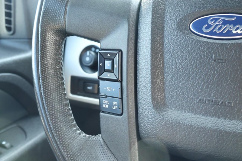 Ford F-150 Vehicle Full-screen Gallery Image 33