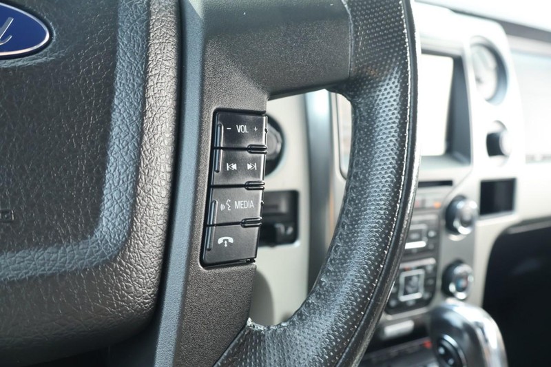 Ford F-150 Vehicle Full-screen Gallery Image 34