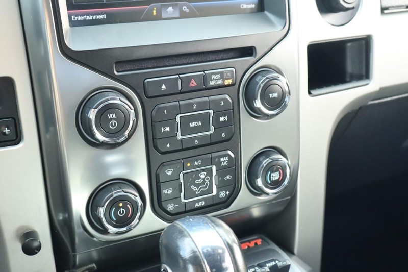 Ford F-150 Vehicle Full-screen Gallery Image 39