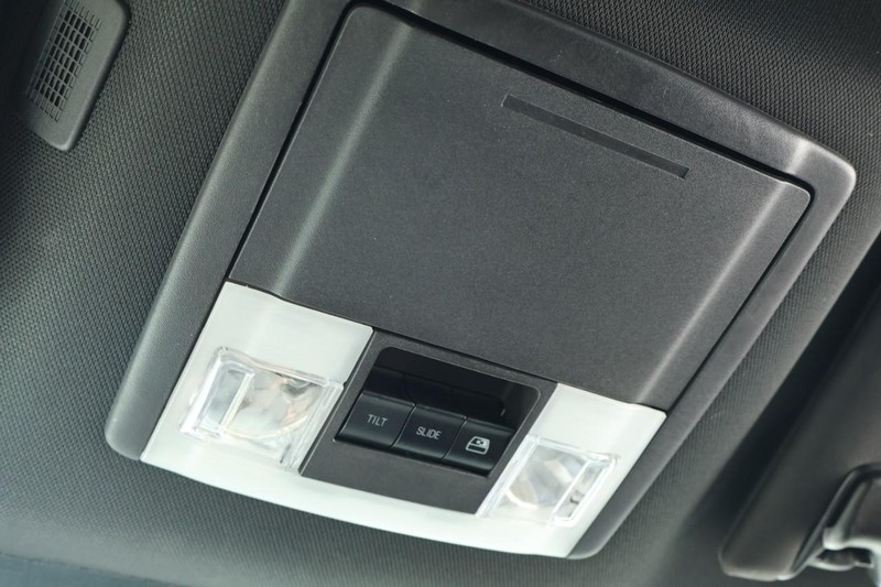 Ford F-150 Vehicle Full-screen Gallery Image 43