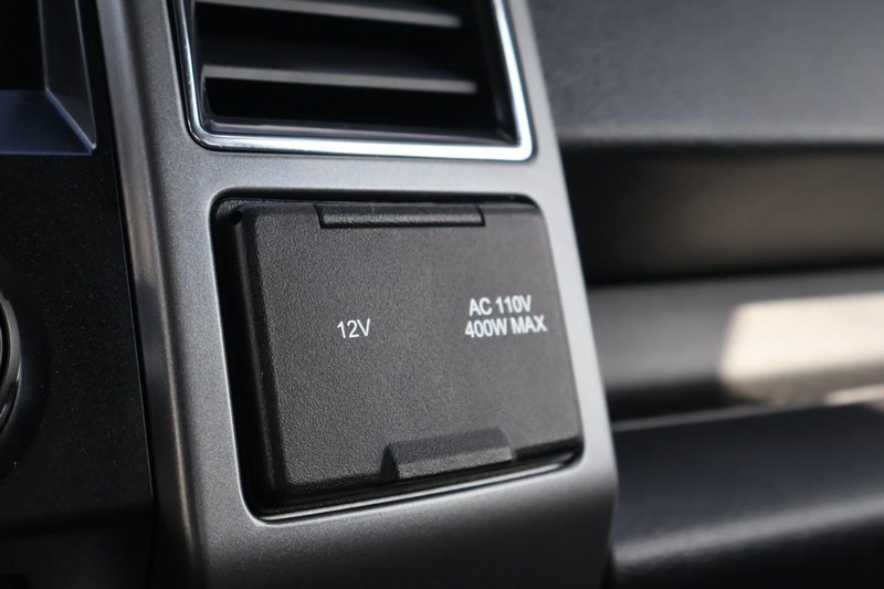 Ford F-150 Vehicle Full-screen Gallery Image 39