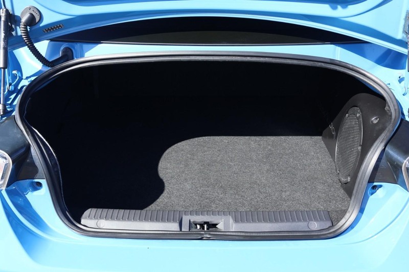 Subaru BRZ Vehicle Full-screen Gallery Image 08