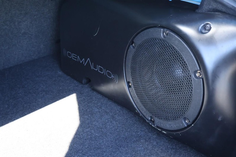 Subaru BRZ Vehicle Full-screen Gallery Image 09