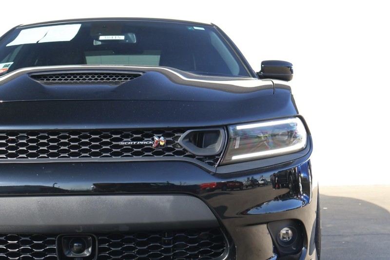 Dodge Charger Vehicle Full-screen Gallery Image 03