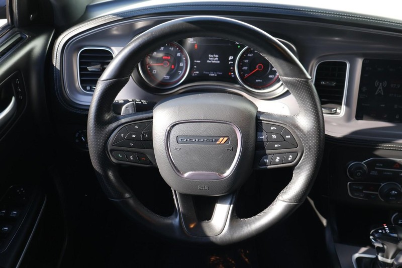 Dodge Charger Vehicle Full-screen Gallery Image 27