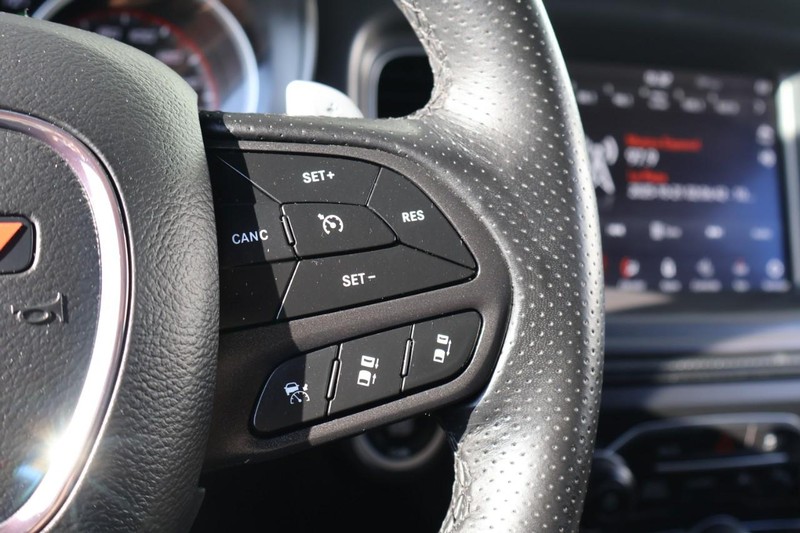 Dodge Charger Vehicle Full-screen Gallery Image 29