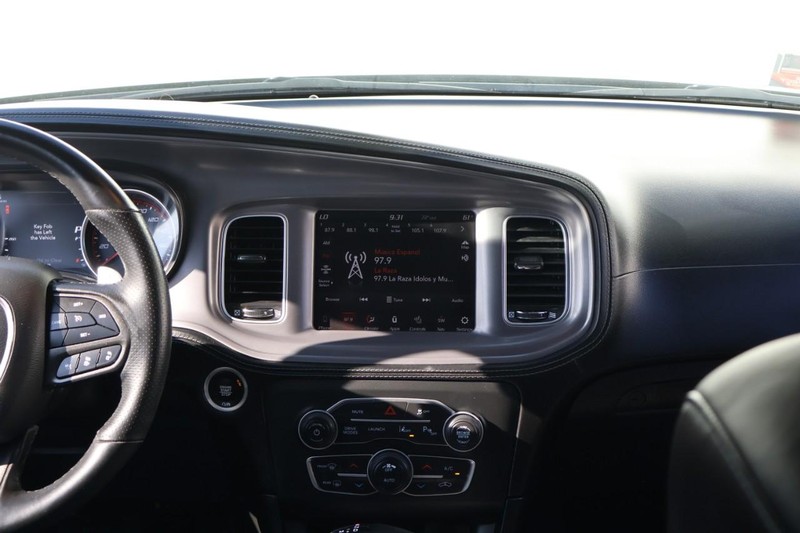 Dodge Charger Vehicle Full-screen Gallery Image 31