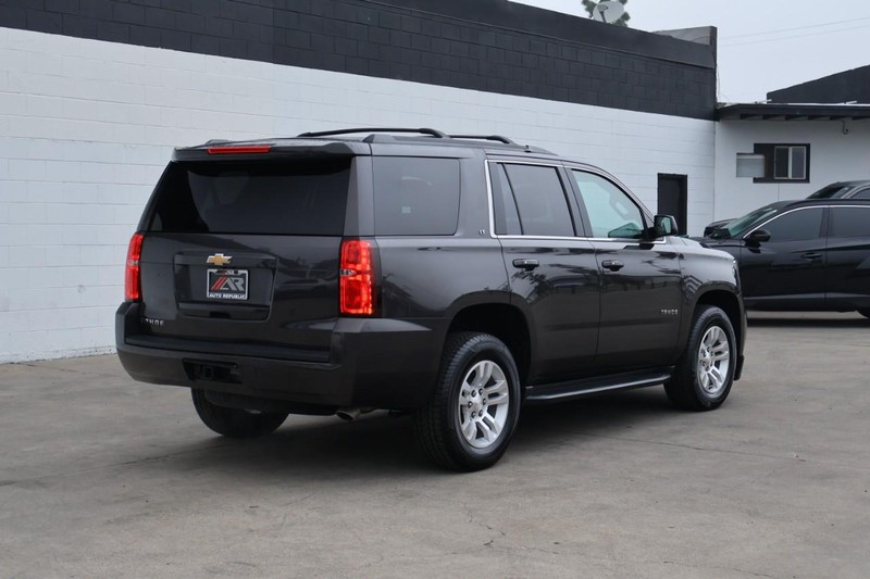 Chevrolet Tahoe Vehicle Full-screen Gallery Image 05