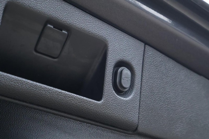 Chevrolet Tahoe Vehicle Full-screen Gallery Image 11