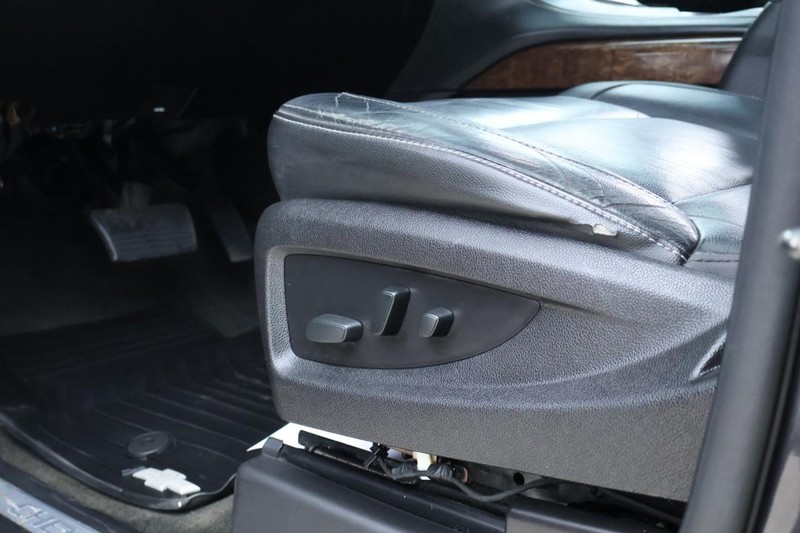 Chevrolet Tahoe Vehicle Full-screen Gallery Image 12