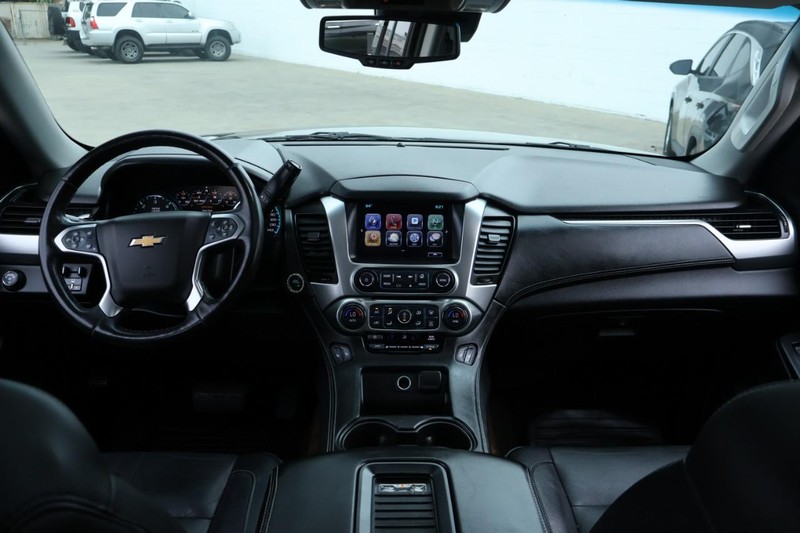 Chevrolet Tahoe Vehicle Full-screen Gallery Image 32