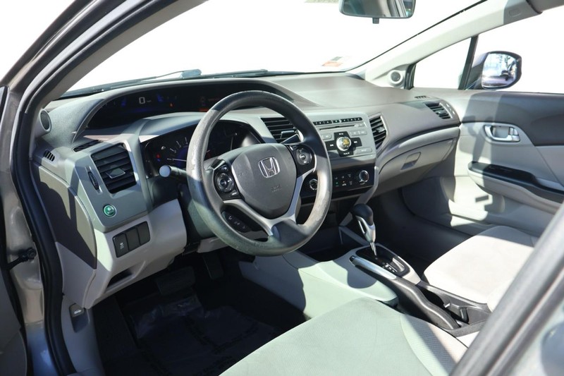 Honda Civic Sedan Vehicle Full-screen Gallery Image 14