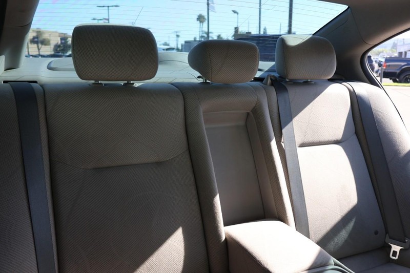 Honda Civic Sedan Vehicle Full-screen Gallery Image 17