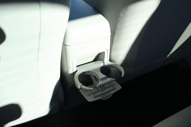 Toyota Corolla Vehicle Full-screen Gallery Image 22