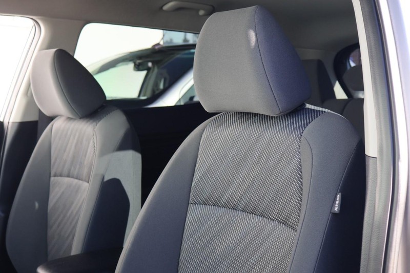 Kia Seltos Vehicle Full-screen Gallery Image 19