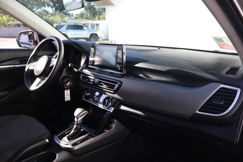 Kia Seltos Vehicle Full-screen Gallery Image 20