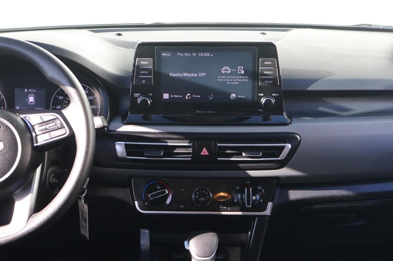 Kia Seltos Vehicle Full-screen Gallery Image 28