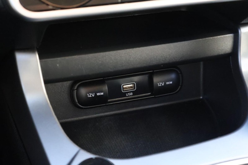 Kia Seltos Vehicle Full-screen Gallery Image 32