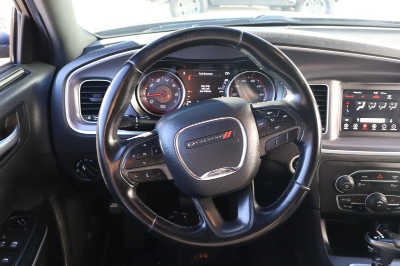 Dodge Charger Vehicle Full-screen Gallery Image 27