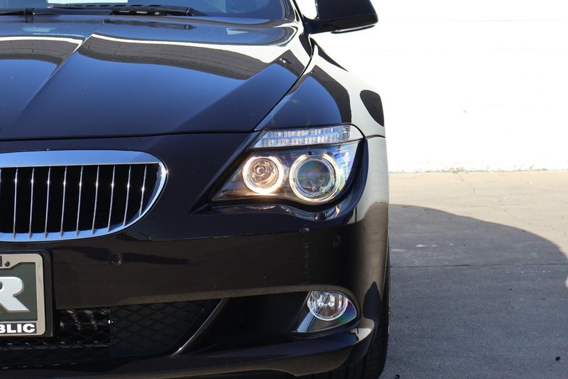 BMW 6 Series Vehicle Full-screen Gallery Image 04