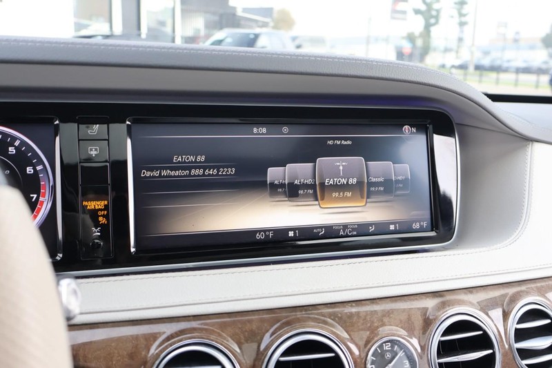 Mercedes-Benz S 63 AMG Vehicle Full-screen Gallery Image 44