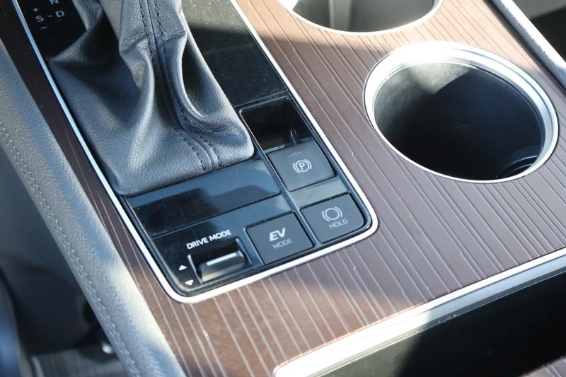 Toyota Sienna Vehicle Full-screen Gallery Image 44