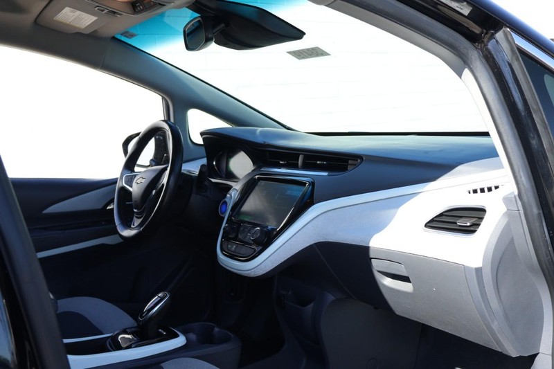 Chevrolet Bolt EV Vehicle Full-screen Gallery Image 19