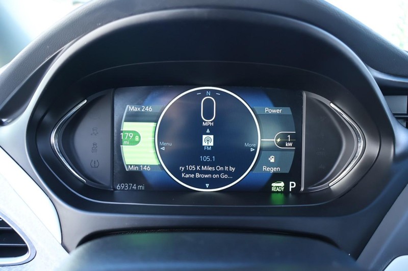 Chevrolet Bolt EV Vehicle Full-screen Gallery Image 24