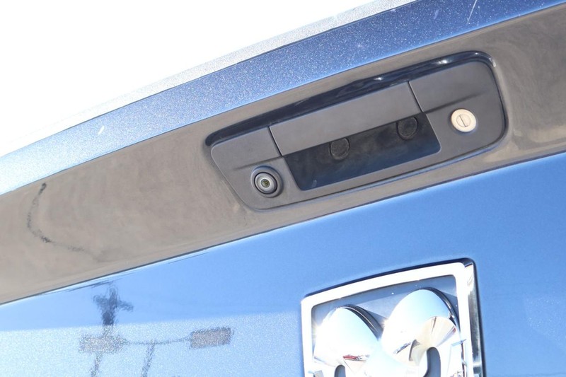 Ram 1500 Vehicle Full-screen Gallery Image 08