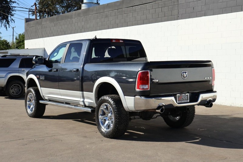 Ram 1500 Vehicle Full-screen Gallery Image 12
