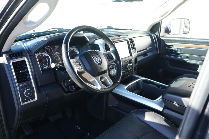 Ram 1500 Vehicle Full-screen Gallery Image 19