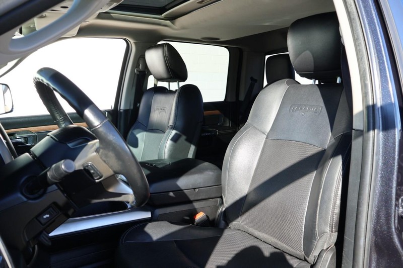 Ram 1500 Vehicle Full-screen Gallery Image 22