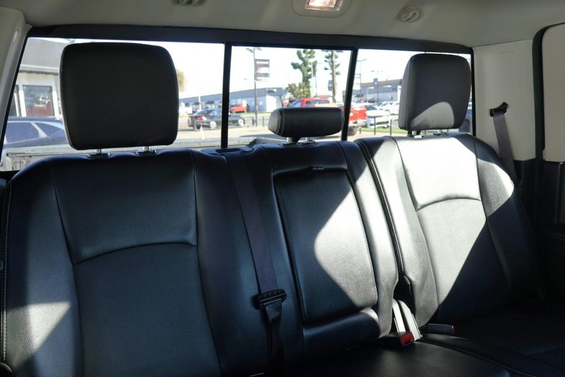 Ram 1500 Vehicle Full-screen Gallery Image 30