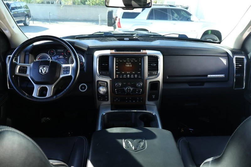 Ram 1500 Vehicle Full-screen Gallery Image 32