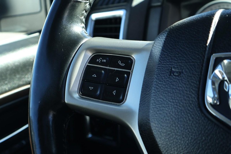 Ram 1500 Vehicle Full-screen Gallery Image 35