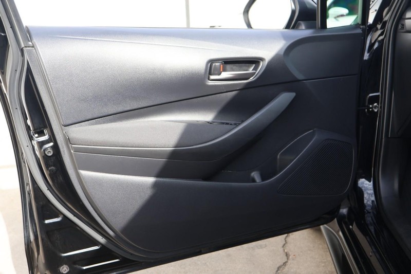 Toyota GR Corolla Vehicle Full-screen Gallery Image 17