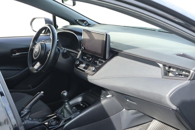 Toyota GR Corolla Vehicle Full-screen Gallery Image 23