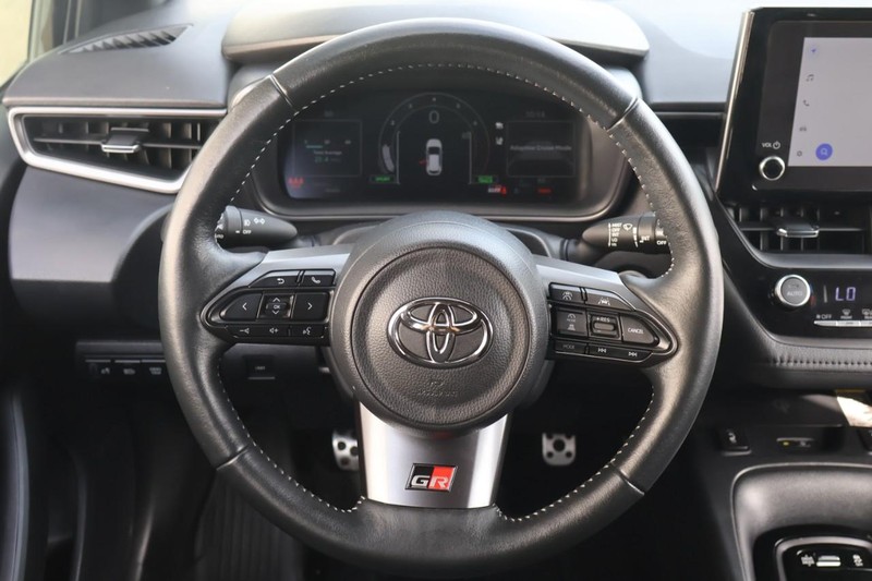 Toyota GR Corolla Vehicle Full-screen Gallery Image 28