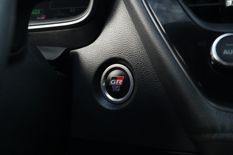 Toyota GR Corolla Vehicle Full-screen Gallery Image 31
