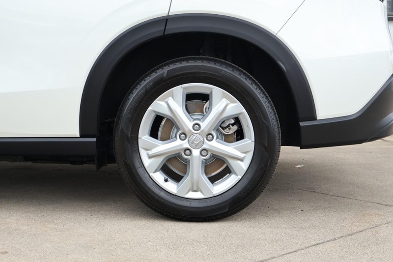 Honda HR-V Vehicle Full-screen Gallery Image 14