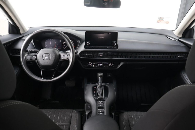 Honda HR-V Vehicle Full-screen Gallery Image 23