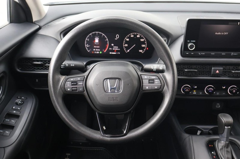 Honda HR-V Vehicle Full-screen Gallery Image 25