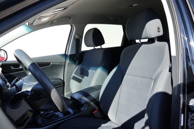 Kia Sorento Vehicle Full-screen Gallery Image 18
