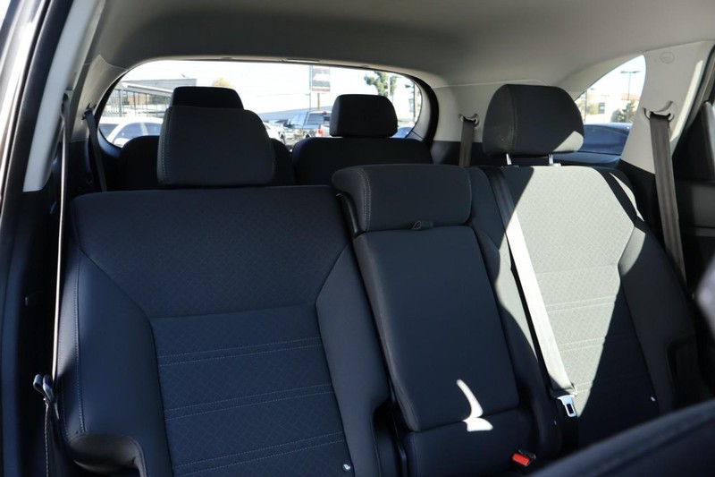 Kia Sorento Vehicle Full-screen Gallery Image 22