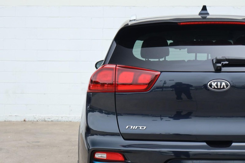 Kia Niro EV Vehicle Full-screen Gallery Image 07